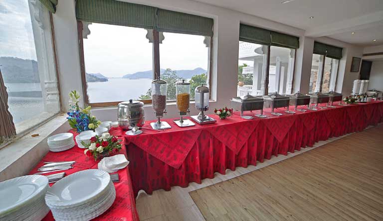 Jaisamand-Island-Resort-Restaurant-02