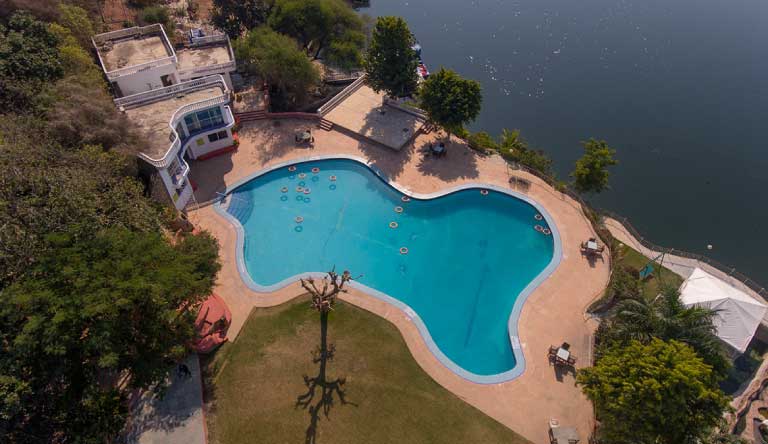 Jaisamand-Island-Resort-Swimming-Pool