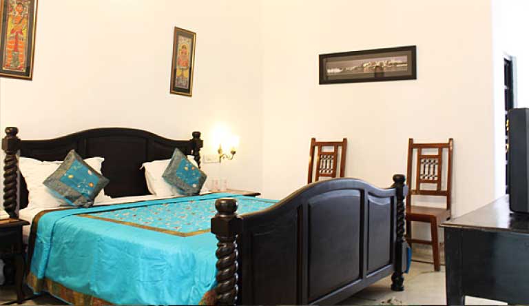 Karohi-Haveli-Room5