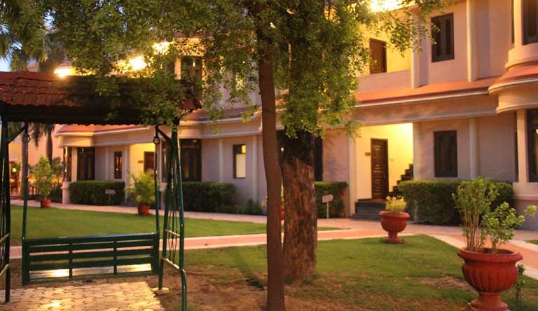 Rajputana-Resort-Udaipur-Exterior1