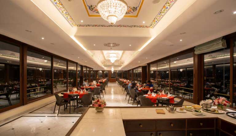Taj-Fateh-Prakash-Palace-Udaipur-Dining4