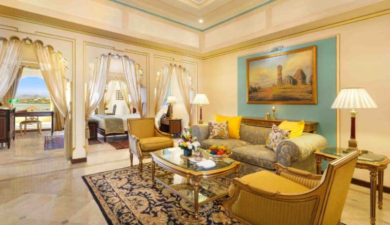 Taj-Fateh-Prakash-Palace-Udaipur-Grand-Luxury-Suite