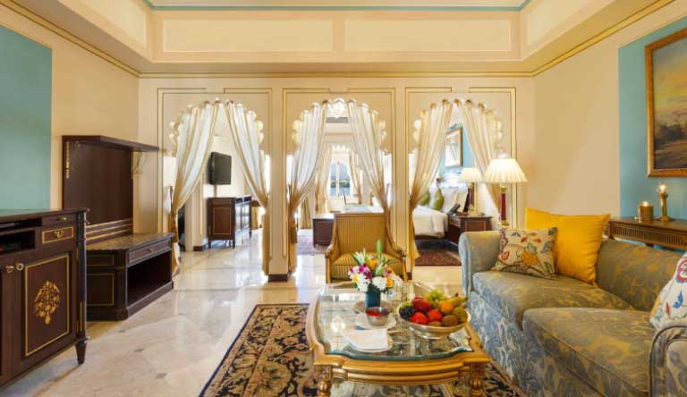 Taj-Fateh-Prakash-Palace-Udaipur-Room2
