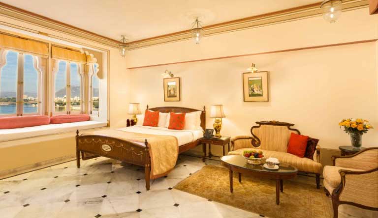 Taj-Fateh-Prakash-Palace-Udaipur-Room3