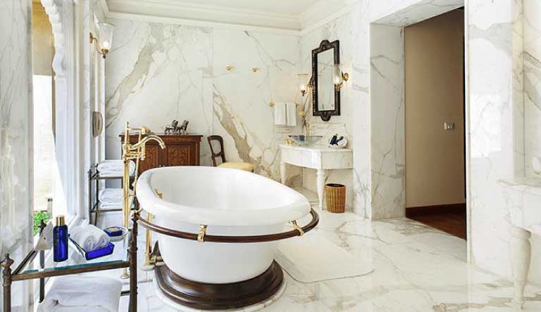 The-Oberoi-Udaivilas-Udaipur-Kohinoor-Suite-Bathroom1