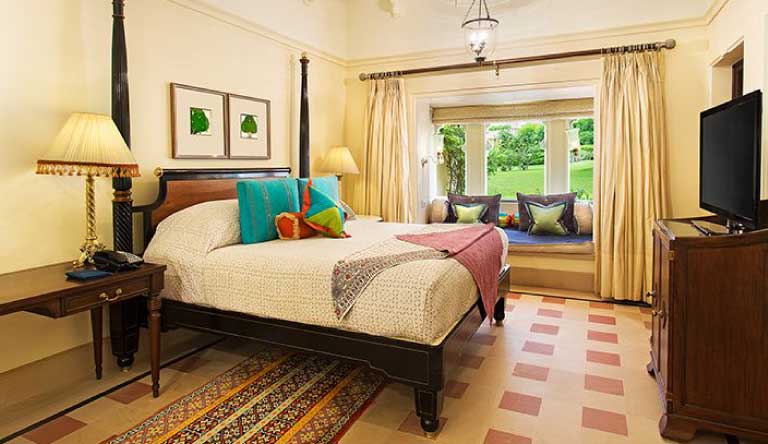 The-Oberoi-Udaivilas-Udaipur-Premier-Room1