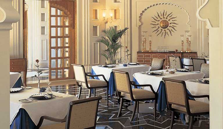 The-Oberoi-Udaivilas-Udaipur-Restaurant2