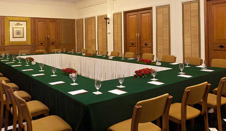 Trident-Udaipur-Meeting-Room