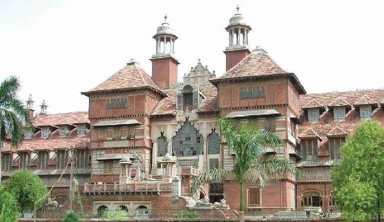 Baroda-Museum-&-Picture-Gallery-Vadodara-Gujarat-India
