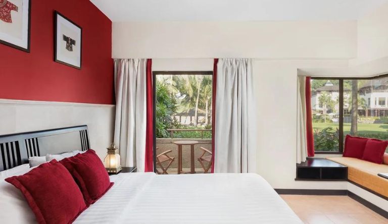 club-med-superior-room