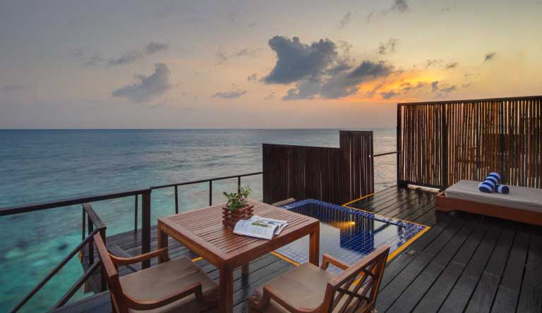 Adaaran-Prestige-Vadoo-Honeymoon-Villa2