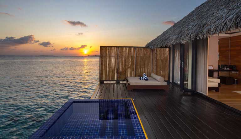 Adaaran-Prestige-Vadoo-Sunset-Villa2