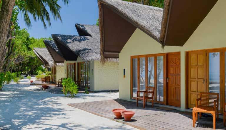 Adaaran-Select-Hudhuranfushi-Beach-Villa3