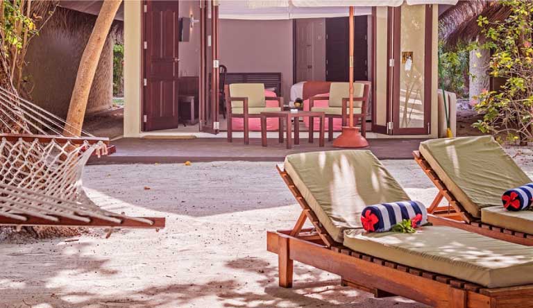 Adaaran-Select-Hudhuranfushi-Deluxe-Beach-Villa1