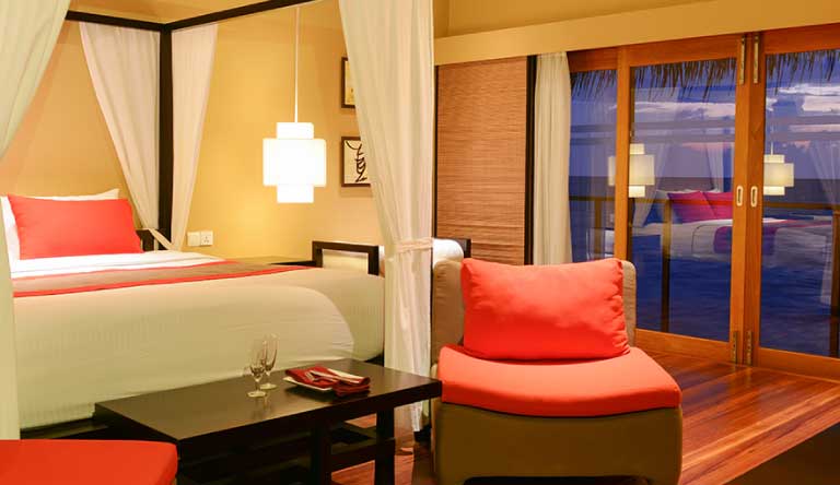 Adaaran-Select-Hudhuranfushi-Sunset-Ocean-Villa