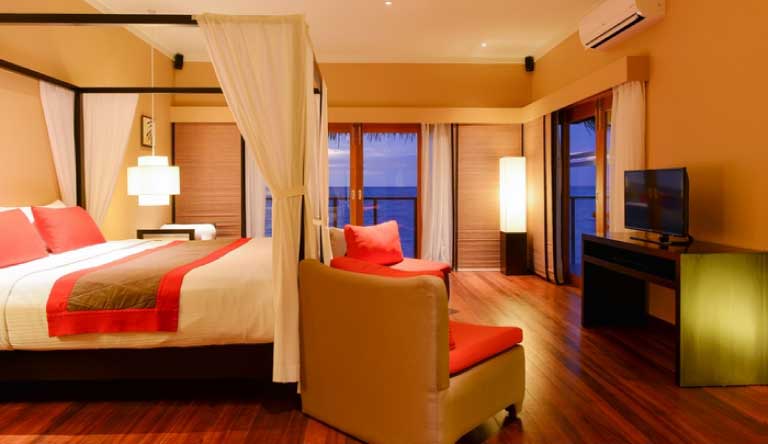 Adaaran-Select-Hudhuranfushi-Sunset-Ocean-Villa2