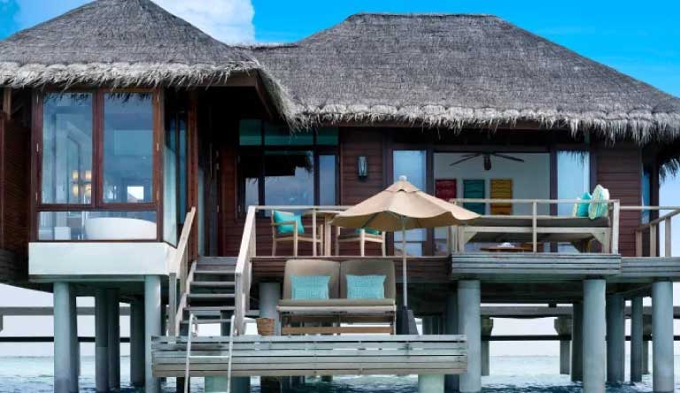 Anantara-Veli-Resort-and-Spa-Deluxe-Over-Water-Bungalow1