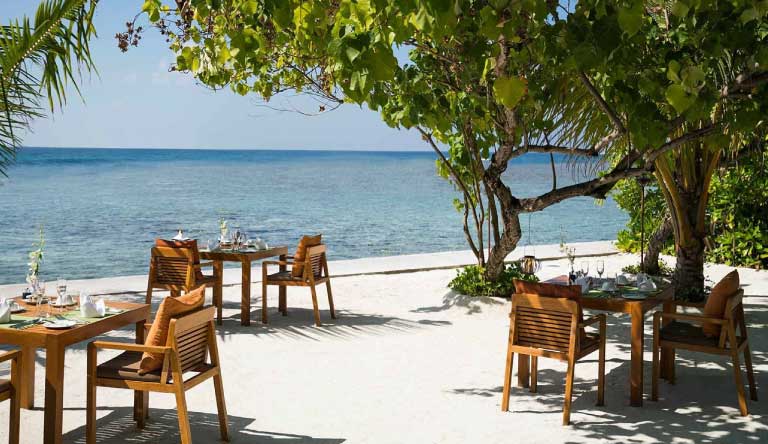 Anantara-Veli-Resort-and-Spa-Restaurant3