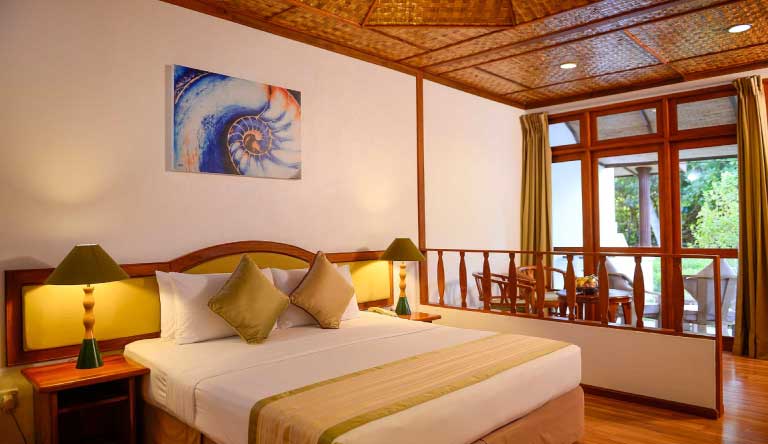 Bandos-Maldives-Standard-Room