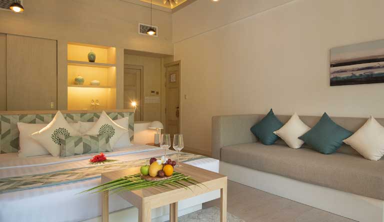 Bandos-Maldives-Superior-Villa1