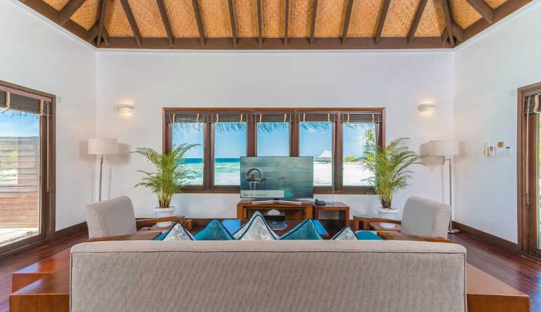 Bandos-Maldives-Water-Villa4