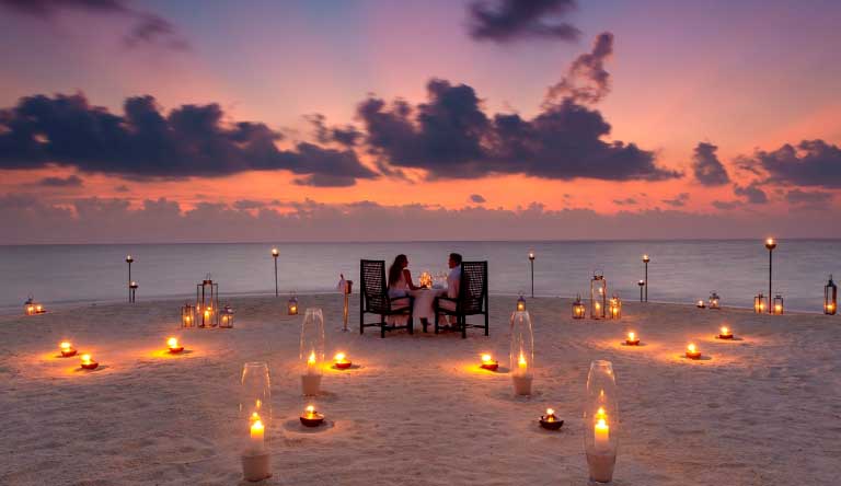 Baros-Maldives-Restaurant-Private-Dining