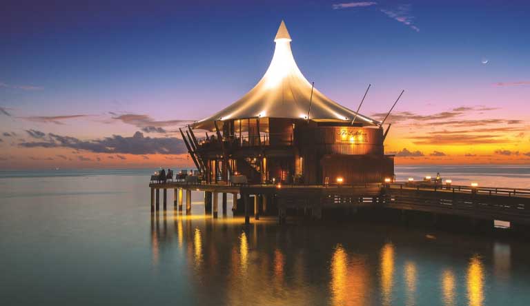Baros-Maldives-Restaurant2