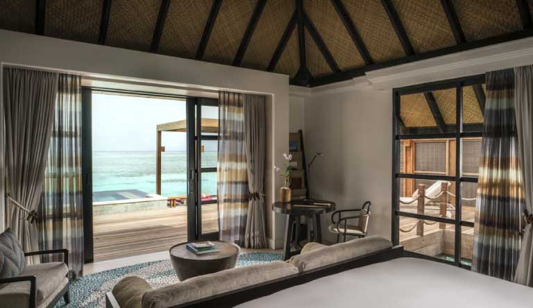 Four-Seasons-Resort-Kuda-Huraa-Sunset-Three-Bedroom-Water-Suite4