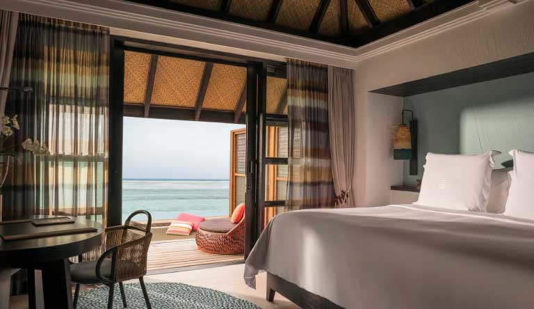 Four-Seasons-Resort-Kuda-Huraa-Sunset-Two-Bedroom-Water-Suite4