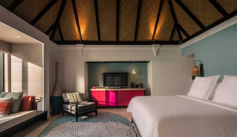 Four-Seasons-Resort-Kuda-Huraa-Sunset-Water-Villa-with-Pool