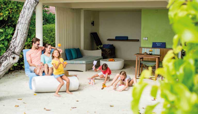 Holiday-Inn-Resort-Kandooma-Beach-House-2