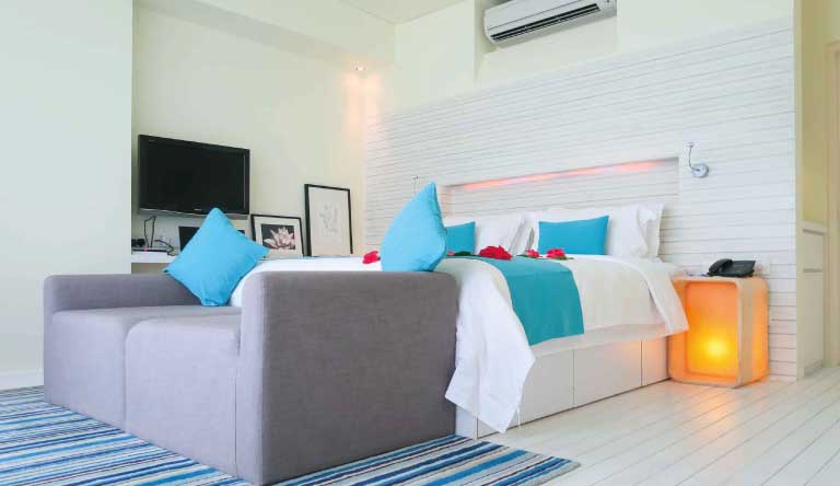 Holiday-Inn-Resort-Kandooma-Two-Bedroom-Family-Beach-House