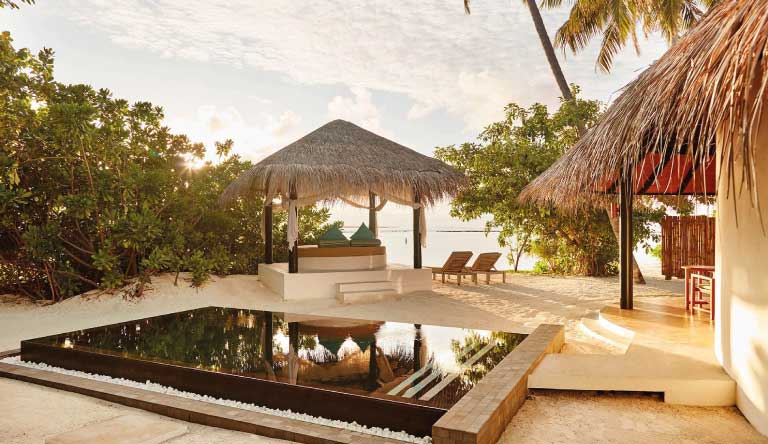 Irufushi-Beach-and-Spa-Family-Deluxe-Beach-Villa-with-Pool2