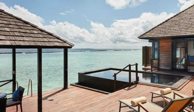 Irufushi-Beach-and-Spa-Infinity-Water-Villa