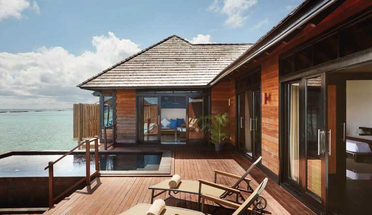 Irufushi-Beach-and-Spa-Infinity-Water-Villa1