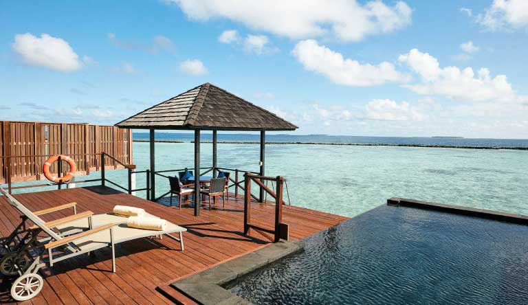 Irufushi-Beach-and-Spa-Infinity-Water-Villa2