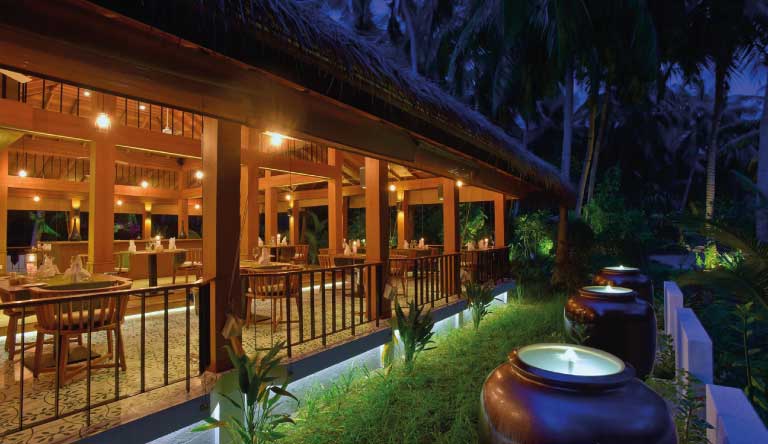 Kuramathi-Island-Resort-Restaurant2