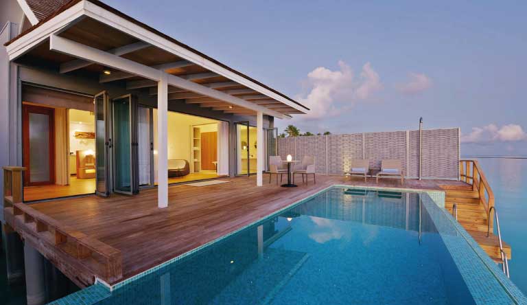 Kuramathi-Island-Resort-Water-Villa-with-Pool