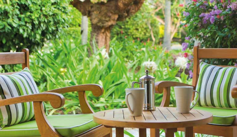 Kurumba-Maldives-Garden-Pool-Villa2