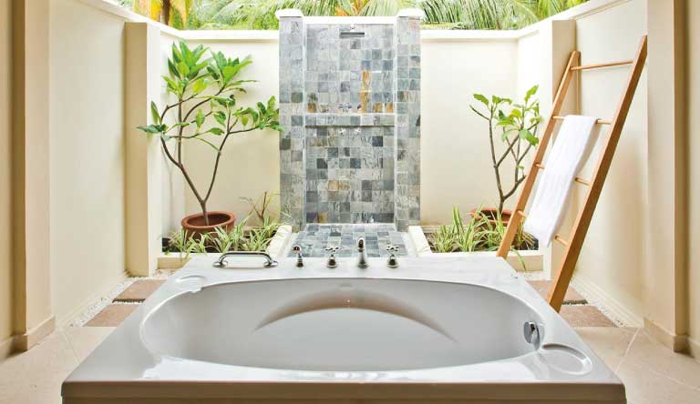 Kurumba-Maldives-Superior-Room1