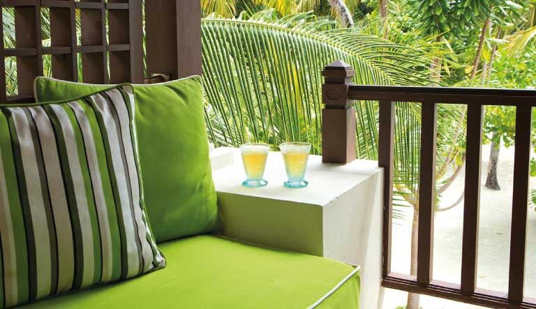 Kurumba-Maldives-Superior-Room2