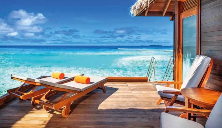 Sheraton-Maldives-Full-Moon-Resort-and-Spa-Club-Water-Bungalow