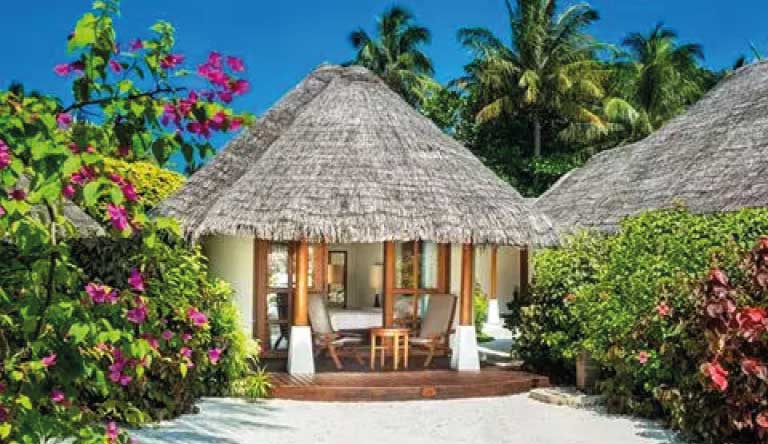 Sheraton-Maldives-Full-Moon-Resort-and-Spa-Island-Cottage