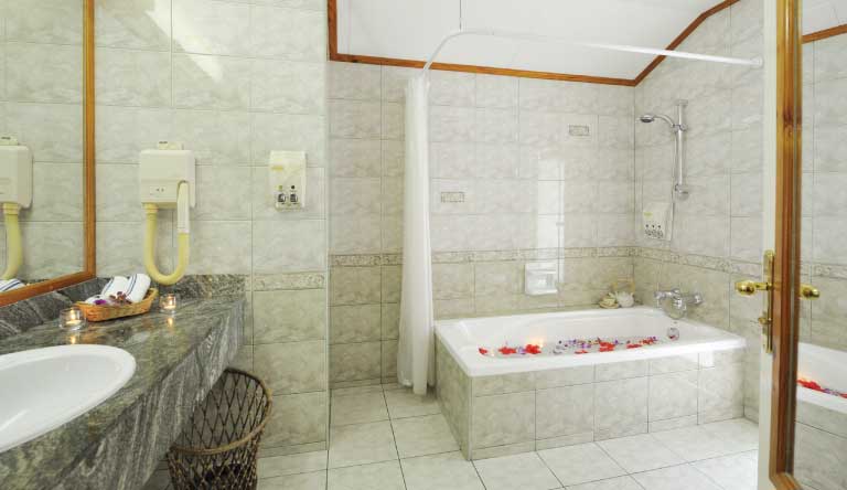 Sun-Island-Resort-and-Spa-Two-Bedroom-Family-Villa-Washroom