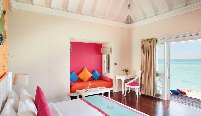 Vilu-Reef-Beach-Spa-and-Resort-Aqua-Villa1