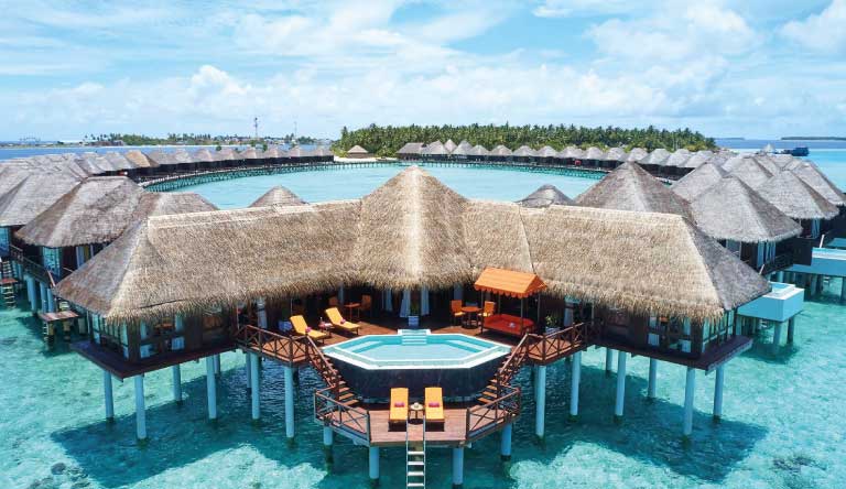 Vilu-Reef-Beach-Spa-and-Resort-Grand-Reef-Suite