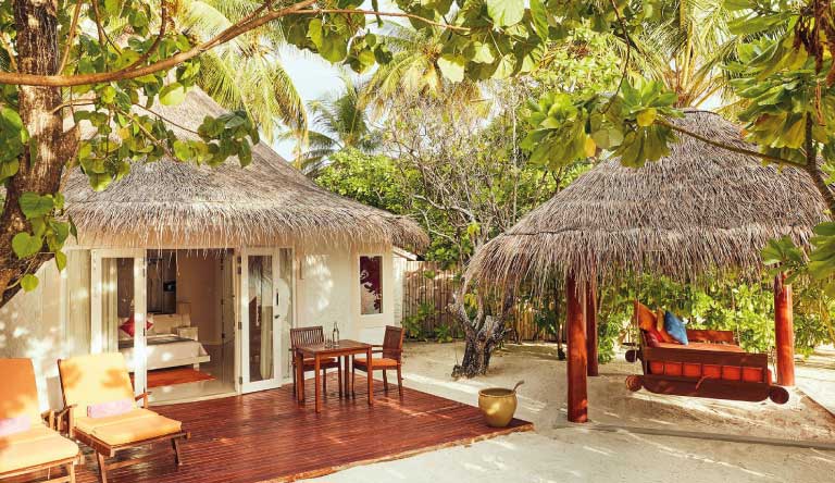 Vilu-Reef-Beach-Spa-and-Resort-Jacuzzi-Deluxe-Beach-Villa