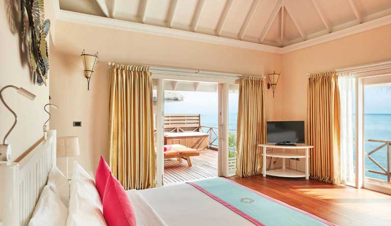 Vilu-Reef-Beach-Spa-and-Resort-Reef-Villa