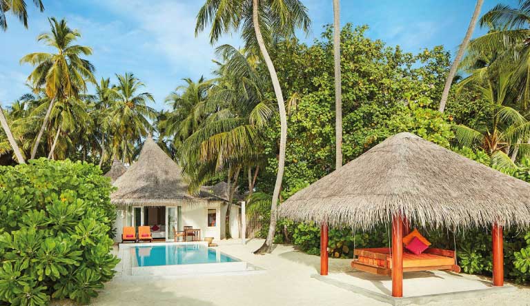 Vilu-Reef-Beach-Spa-and-Resort-Sun-Aqua-Pool-Villa