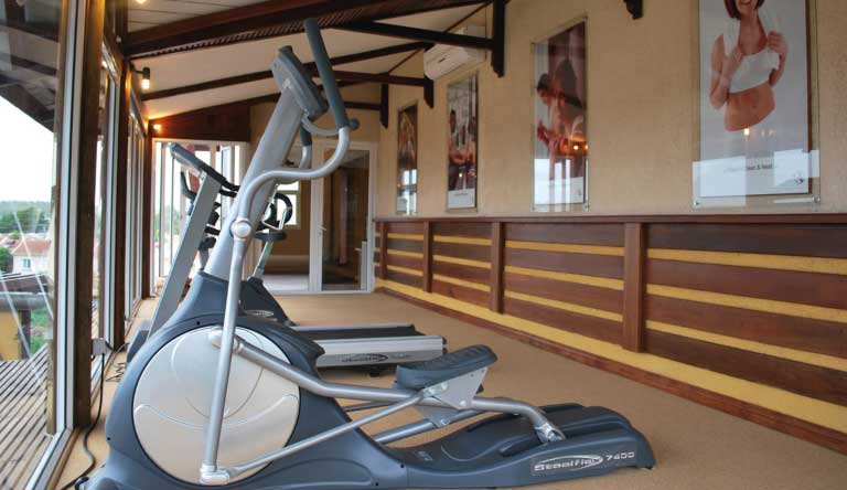 Aanari-Hotel-and-Spa-Gym